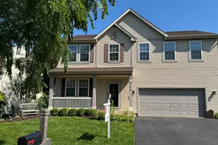 450 Montauk Ln, Pingree Grove, IL 60140 - Photo 1