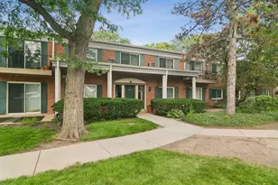 706 E Algonquin Rd, Arlington Heights, IL 60005 - Photo 1