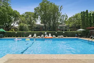 706 E Algonquin Rd, Arlington Heights, IL 60005 - Photo 15