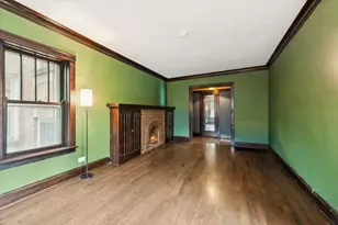 3804 N Hamilton Ave, Chicago, IL 60618 - Photo 9