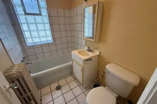 2146 S Gunderson Ave, Berwyn, IL 60402 - Photo 13
