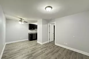 4616 N Beacon St, Chicago, IL 60640 - Photo 11