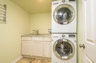 33 River Oaks Cir E, Buffalo Grove, IL 60089 - Photo 19