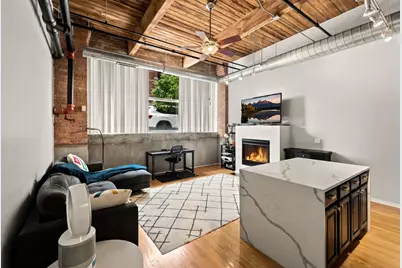 1500 W Monroe Avenue #126, Chicago, IL 60607 - Photo 3