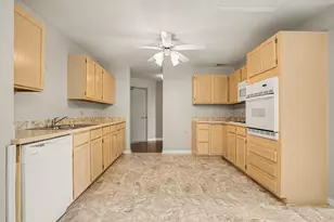 1 Renaissance Pl, Palatine, IL 60067 - Photo 3
