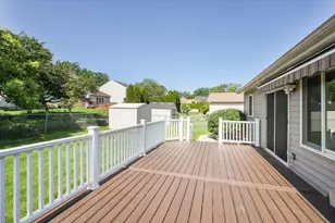 2039 Belvidere Line Dr, Elgin, IL 60123 - Photo 27