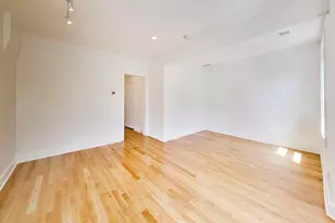2132 N Oakley Ave, Chicago, IL 60647 - Photo 3