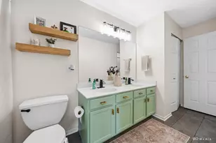 2417 Brush Hill Cir, Joliet, IL 60432 - Photo 15