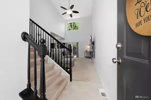 2417 Brush Hill Cir, Joliet, IL 60432 - Photo 9