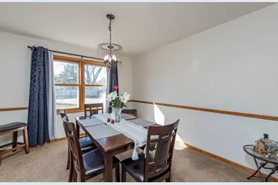 514 Judith Court, Winthrop Harbor, IL 60096 - Photo 9