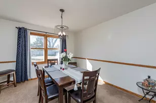 514 Judith Ct, Winthrop Harbor, IL 60096 - Photo 9