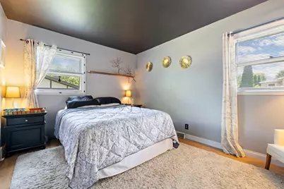 745 Sunbury Road, South Elgin, IL 60177 - Photo 11