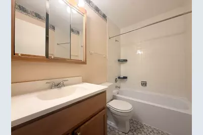 200 S Waters Edge Drive #202, Glendale Heights, IL 60139 - Photo 15