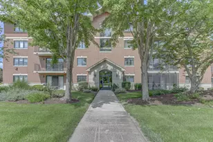 6810 W Winding Trail, Oak Forest, IL 60452 - Photo 1