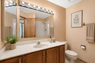 640 Lilac Dr, Algonquin, IL 60102 - Photo 13