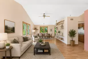 640 Lilac Dr, Algonquin, IL 60102 - Photo 5