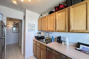 3410 N Lake Shore Dr, Chicago, IL 60657 - Photo 3