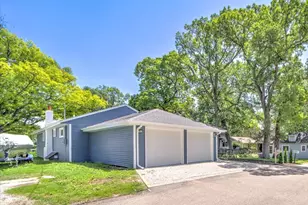 28069 N Lake Dr, Wauconda, IL 60084 - Photo 1