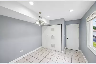 1124 E Potomac Lane #1124, Palatine, IL 60074 - Photo 9