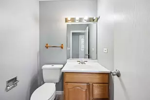 1124 E Potomac Ln, Palatine, IL 60074 - Photo 15