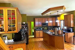 2484 Warwick Ct, Aurora, IL 60503 - Photo 7