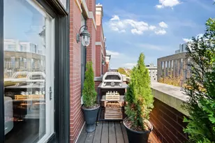3010 N Sheffield Ave, Chicago, IL 60657 - Photo 13