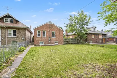 326 W 107th Place, Chicago, IL 60628 - Photo 15