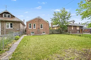 326 W 107th Pl, Chicago, IL 60628 - Photo 15