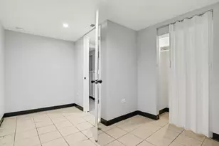 326 W 107th Pl, Chicago, IL 60628 - Photo 9