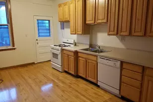 3728 N Wilton Ave, Chicago, IL 60613 - Photo 3