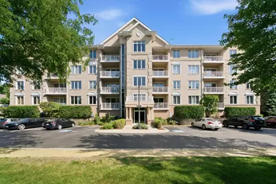 1761 Pavilion Way #301, Park Ridge, IL 60068 - Photo 1