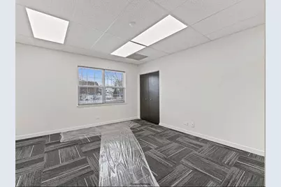 715 E Irving Park Road, Roselle, IL 60172 - Photo 5