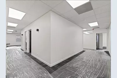 715 E Irving Park Road, Roselle, IL 60172 - Photo 9