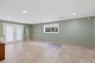 613 Leamington Ave, Wilmette, IL 60091 - Photo 21