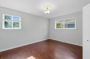 613 Leamington Ave, Wilmette, IL 60091 - Photo 17