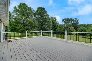 2205 Meadows Dr, Sterling, IL 61081 - Photo 31