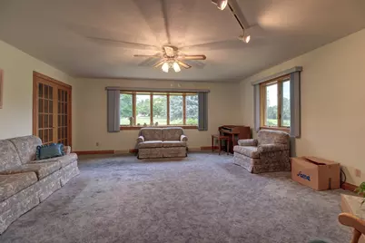 2205 Meadows Drive, Sterling, IL 61081 - Photo 11