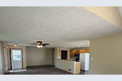 1526 Northfield Meadows Boulevard #2, Bourbonnais, IL 60914 - Photo 3