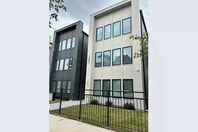 6042 S Eberhart Avenue #2, Chicago, IL 60637 - Photo 1