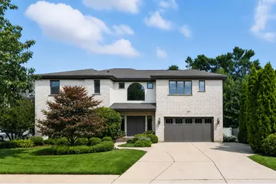 2136 Brentwood Road, Northbrook, IL 60062 - Photo 1
