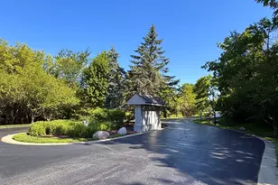6878 September Blvd, Long Grove, IL 60047 - Photo 11