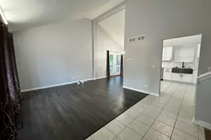 2S151 Avondale Ln, Lombard, IL 60148 - Photo 7