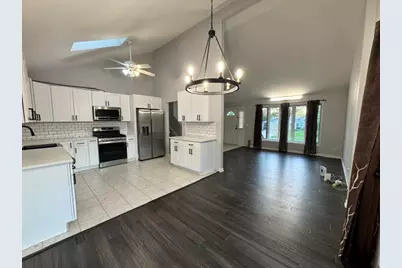 2S151 Avondale Lane, Lombard, IL 60148 - Photo 3