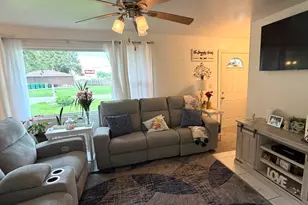 2500 Golfview St, Joliet, IL 60435 - Photo 7