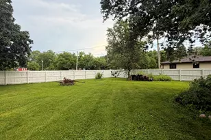 2500 Golfview St, Joliet, IL 60435 - Photo 5