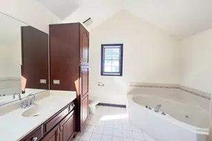 1108 Hollingswood Ave, Naperville, IL 60564 - Photo 17