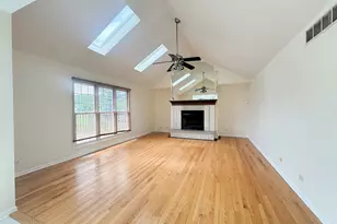 1108 Hollingswood Ave, Naperville, IL 60564 - Photo 7
