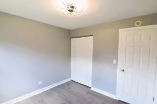 1305 Bamburg Ct, Hanover Park, IL 60133 - Photo 13