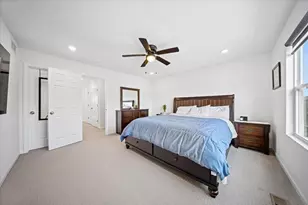 2722 Lily Ln, Rolling Meadows, IL 60008 - Photo 15