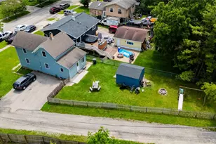 1904 Ezra Ave, Zion, IL 60099 - Photo 19